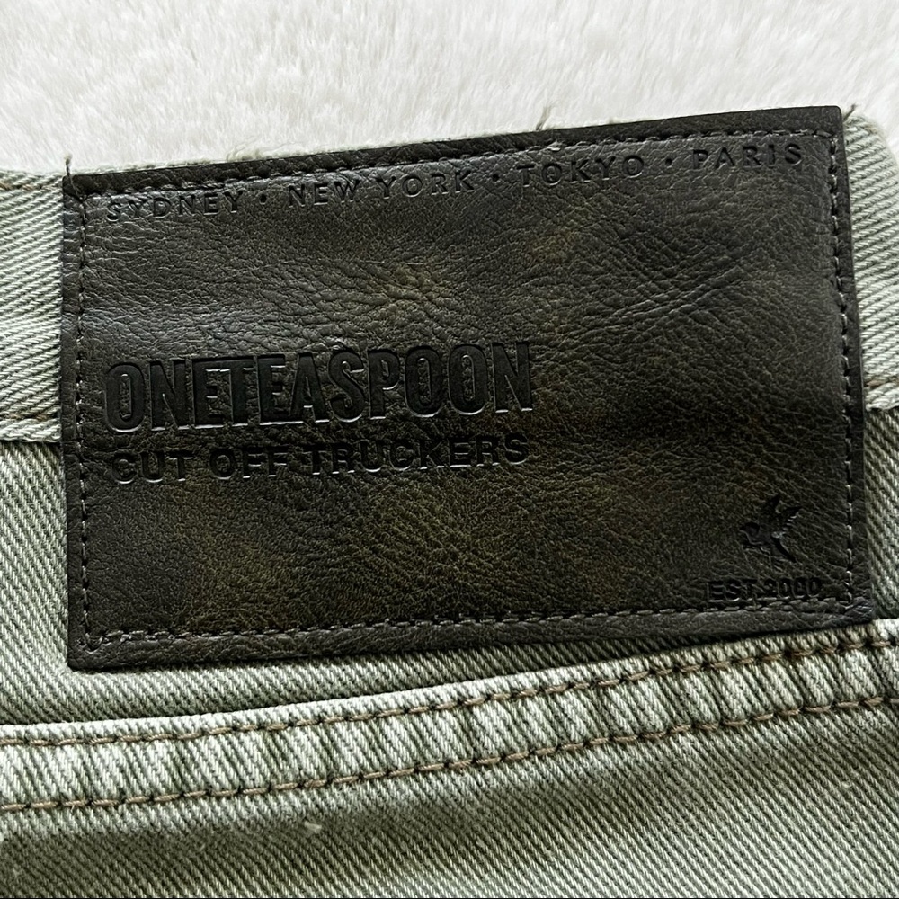 One Teaspoon Khaki Truckers Long Length Shorts Size 24 NWT - Picture 14 of 16